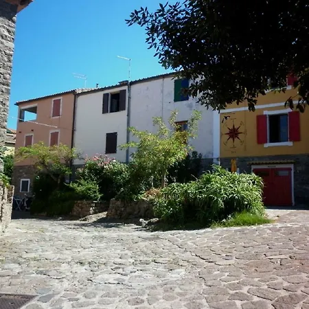 Maisonette Tommy Lägenhet Capraia