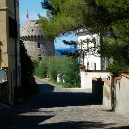 Lägenhet Maisonette Tommy Capraia