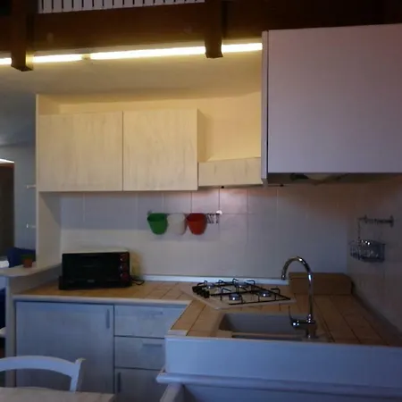 Maisonette Tommy Капрая